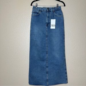 Zara The Stretch Denim Midi Pencil Skirt NWOT Blogger Fave Size Small